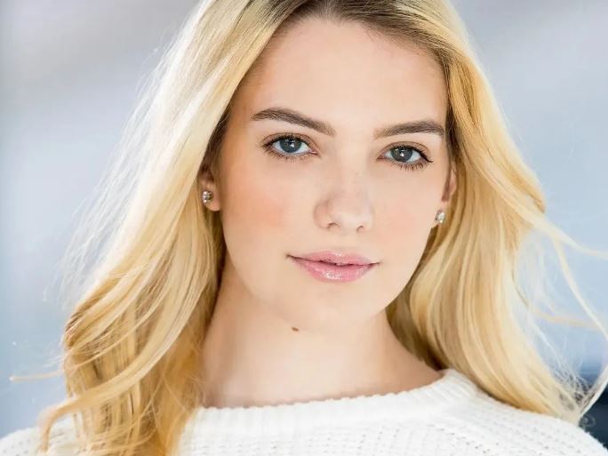 Kenna James（肯娜·詹姆斯）是谁 Kenna James的作品有哪些(图1)